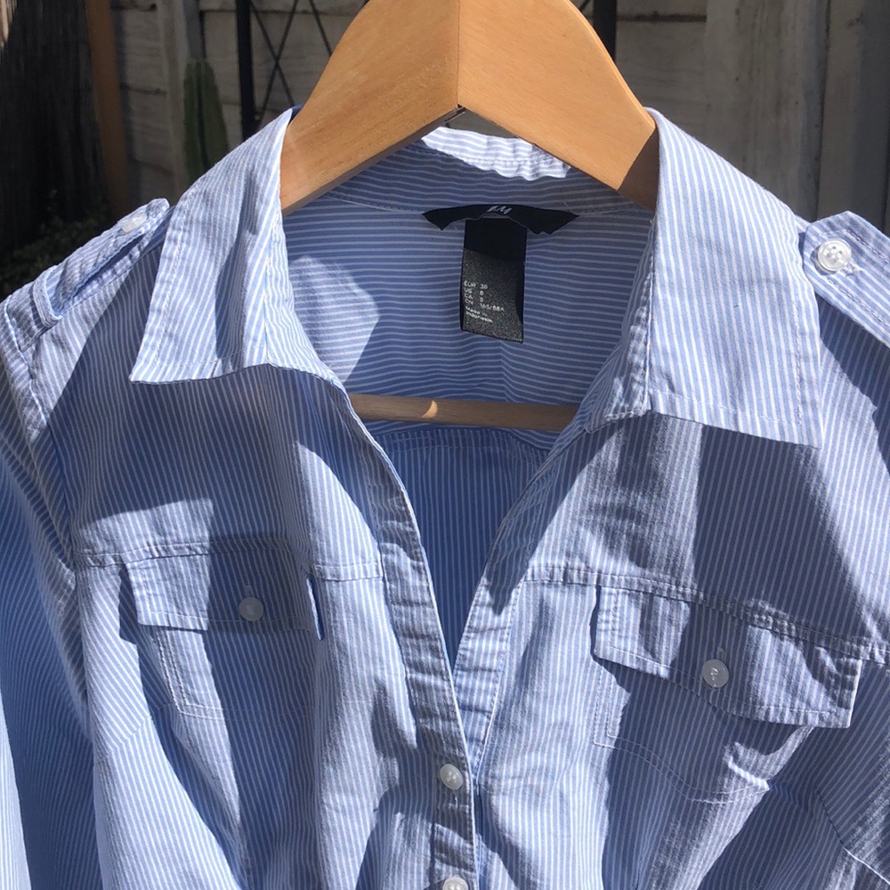 Button down shirt - Picture 2 of 3